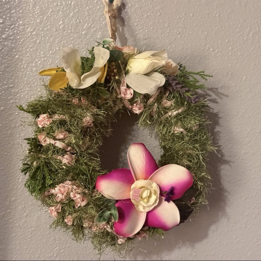 808 beads Floral Wreath with Pink and Cream Flowers